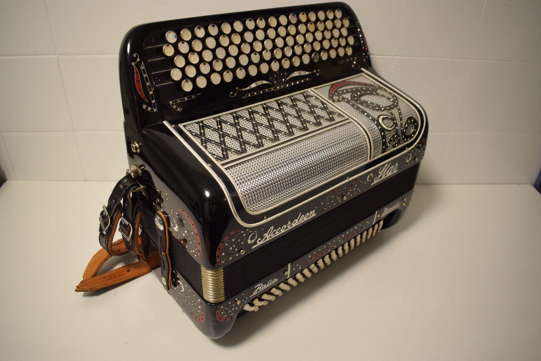 Strumenti musicali: Akkordeon chromatisch Accordeon Star Stufengriff – Usato da Zürich venduto da baumusik 3