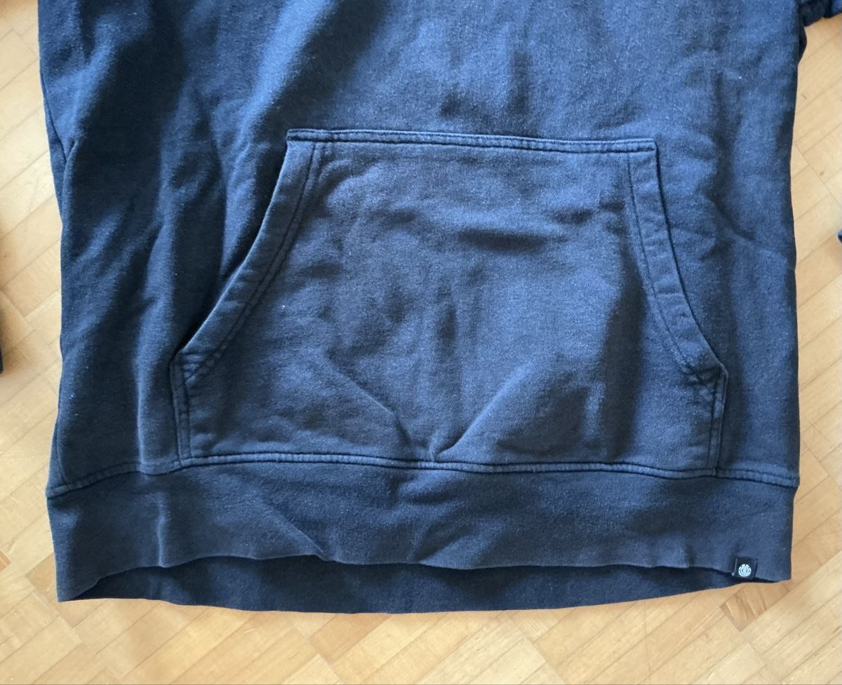 Element Pullover & Sweatshirts: Kapuzenpullover Element, Grösse M – Gebraucht aus Zürich von Ikksi 2