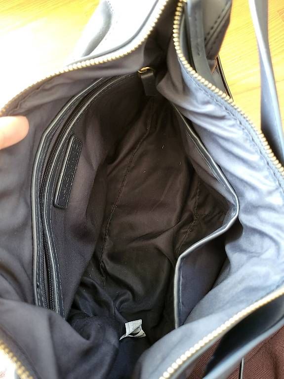 Valentino Taschen für Damen: Tasche Valentino gesteppt dunkelblau – Gebraucht aus Zürich von ser_7xnl 4