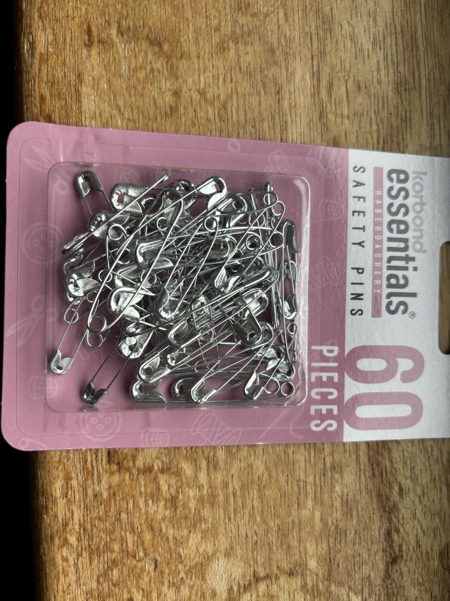 Macchine da cucire: Safety pins x 60. – Nuovo e nell'imballaggio originale da Rüti ZH venduto da lau_5yjf 2