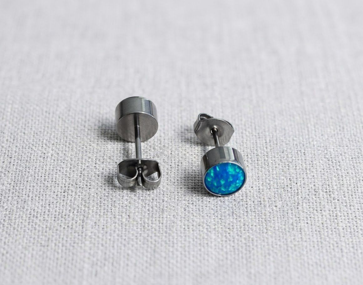 Orecchini pendenti & Orecchini a lobo: Ohrstecker aus Titanium mit Opal – Nuovo e nell'imballaggio originale da Matten b. Interlaken venduto da kero71 6