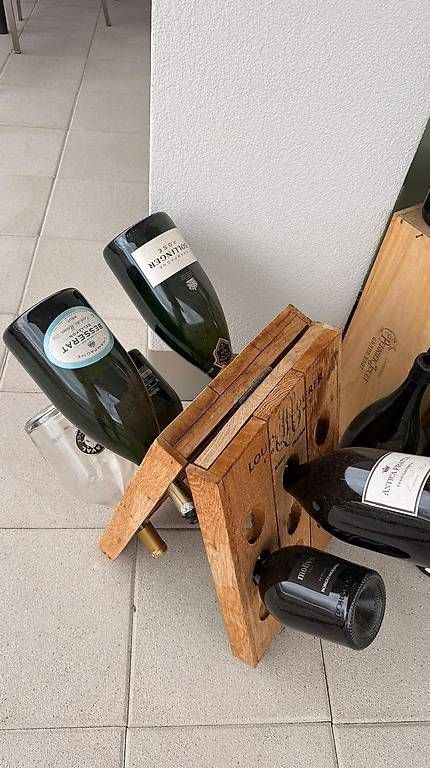 Vino: Louis Roederer Champagner-Rüttelbrett VINTAGE – Usato da Reinach BL venduto da Weissvonnix 2