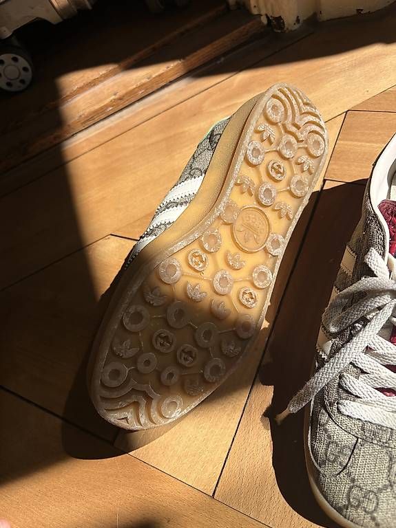 Gucci Scarpe da donna: Original Gucci Gazzelle Adidas – Usato da Bern venduto da PicPocket 1