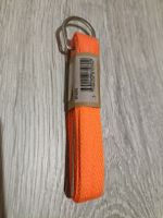 orangefarbene Schnürsenkel