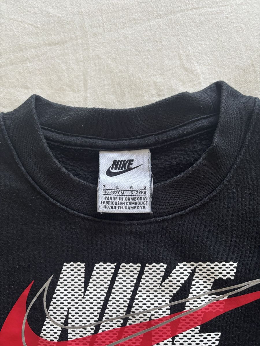 Nike Pullover & Sweatshirts: Nike Pullover schwarz Grösse 116-122 – Gebraucht aus Gränichen von andi_c 1