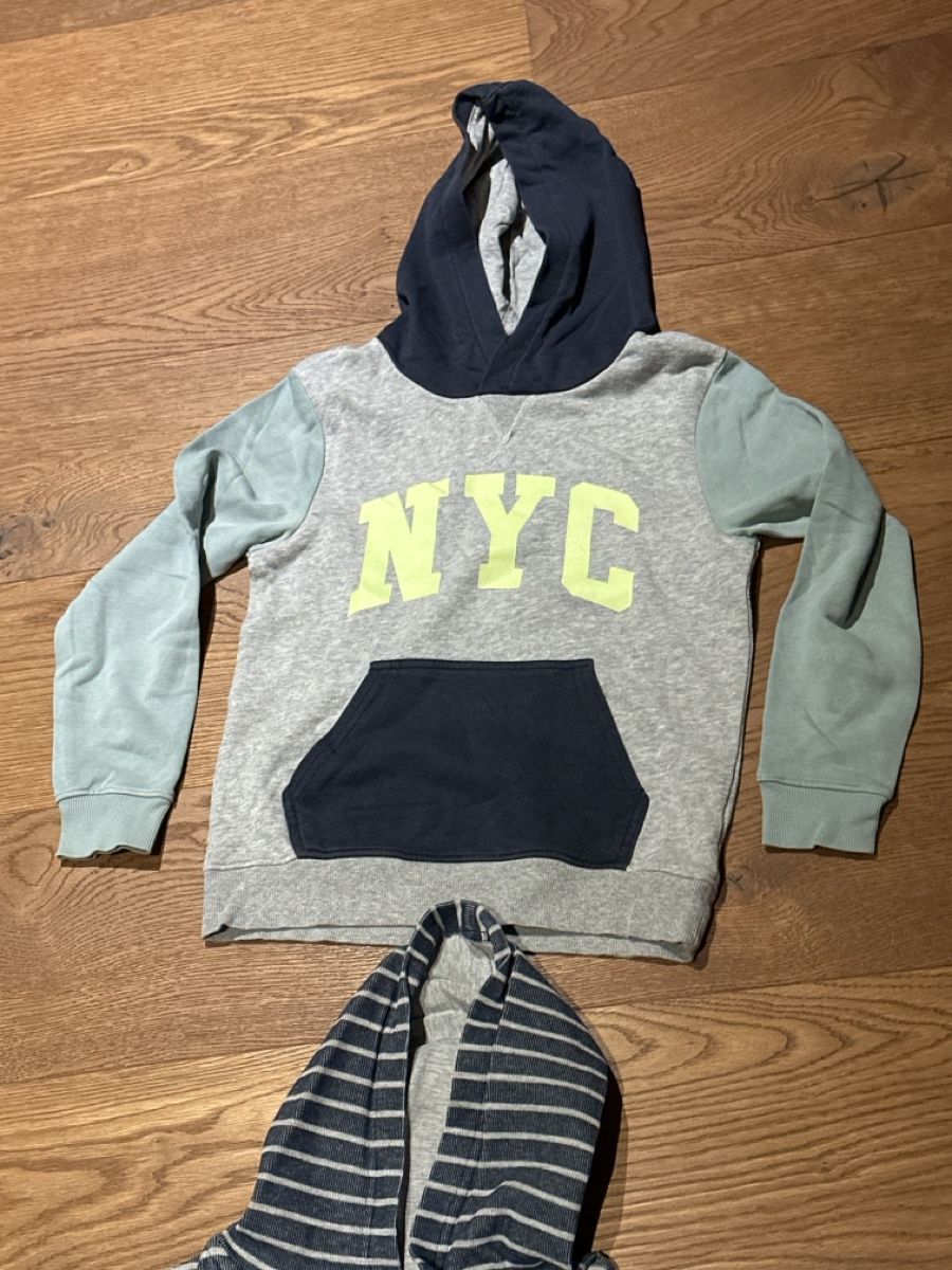 H&M Maglioni & Felpe: Pullover Gr.122/128 – Usato da Pratteln venduto da Nala78 2