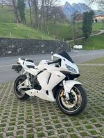 Honda CBR 600RR mit wenig km