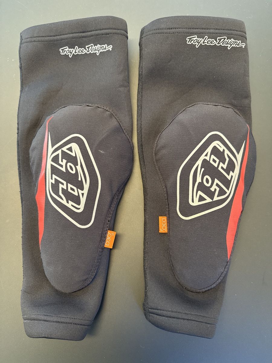 Troy Lee Protezioni & Imbottiture: Troy Lee Designs Raid Elbow Guards XL/XXL – Nuovo (secondo la descrizione) da Grächen venduto da Range725