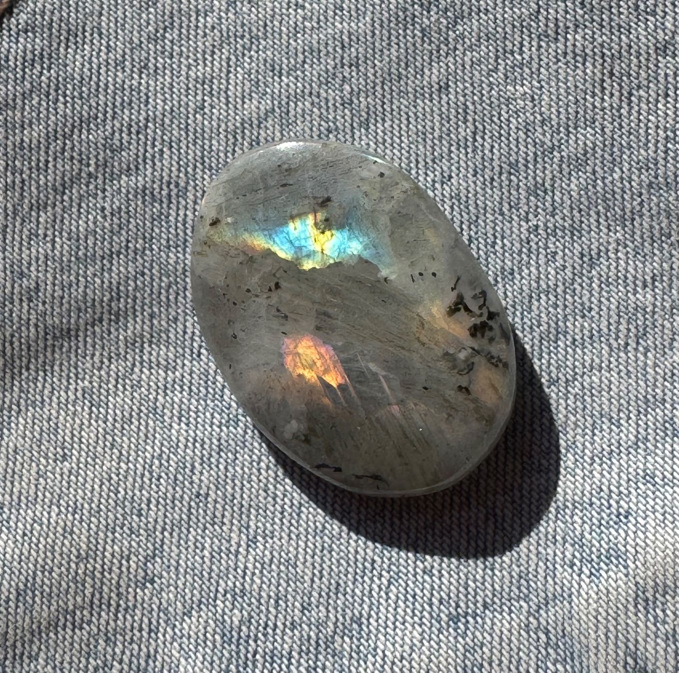 Minerali & Pietre curative: Labradorit rundum poliert     mit "FEUER"  schön!! – Nuovo e nell'imballaggio originale da Leuggern venduto da gemshow 4