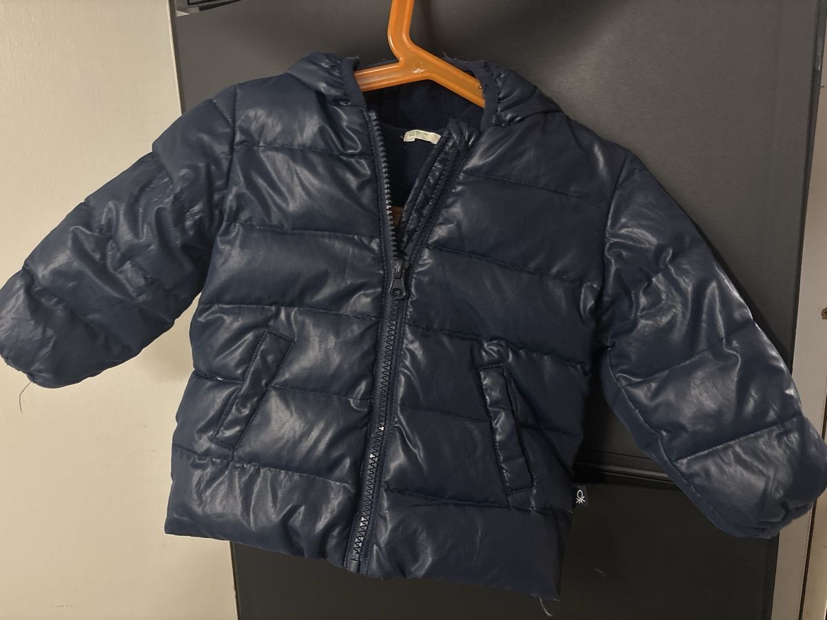 Benetton Giacche & Cappotti: Jacke Benetton Grösse 74 – Usato da Regensdorf venduto da Piritatti