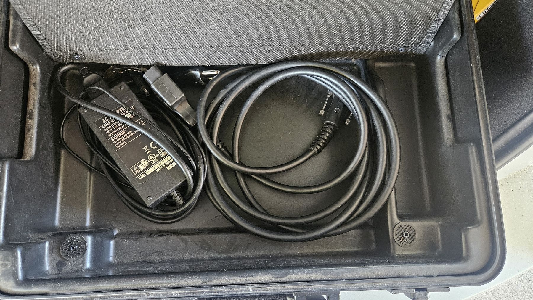 Bosch Misurare: BOSCH KTS 670 diagnostic device with case and cables – Difettoso da Sachseln venduto da laz_65cg 5