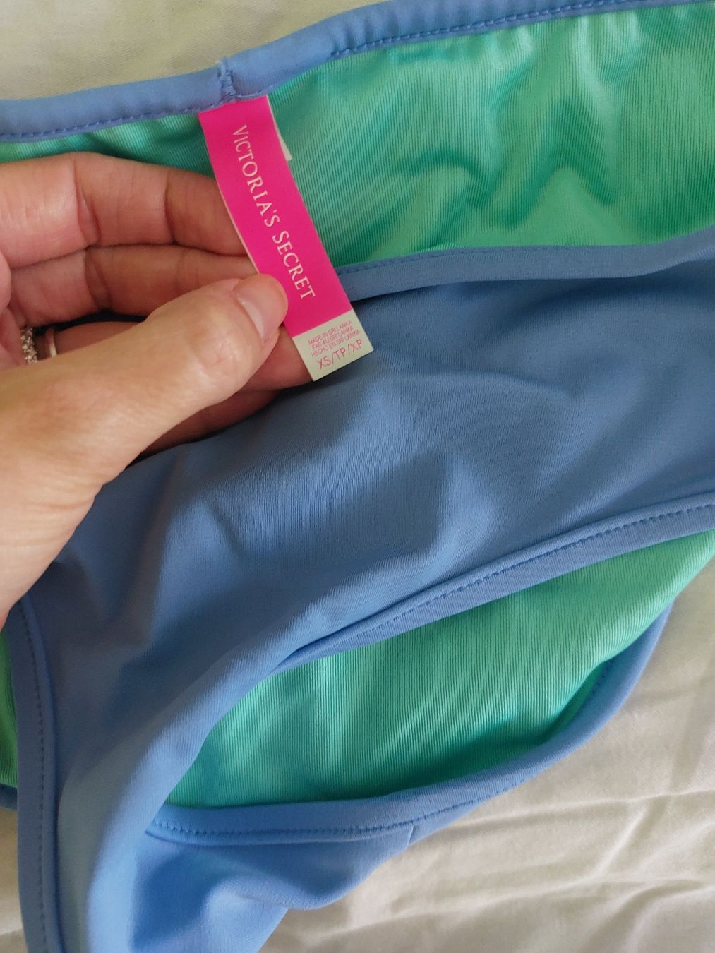 Victoria's Secret Costumi da bagno & Bikini: Victoria Secret Bikini – Nuovo (secondo la descrizione) da Wollerau venduto da _2kp5 2