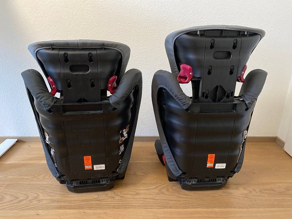 Britax Römer Seggiolini per auto: 2 x Britax Römer Kindersitz Kid II – Usato da Allschwil venduto da Picarus 2