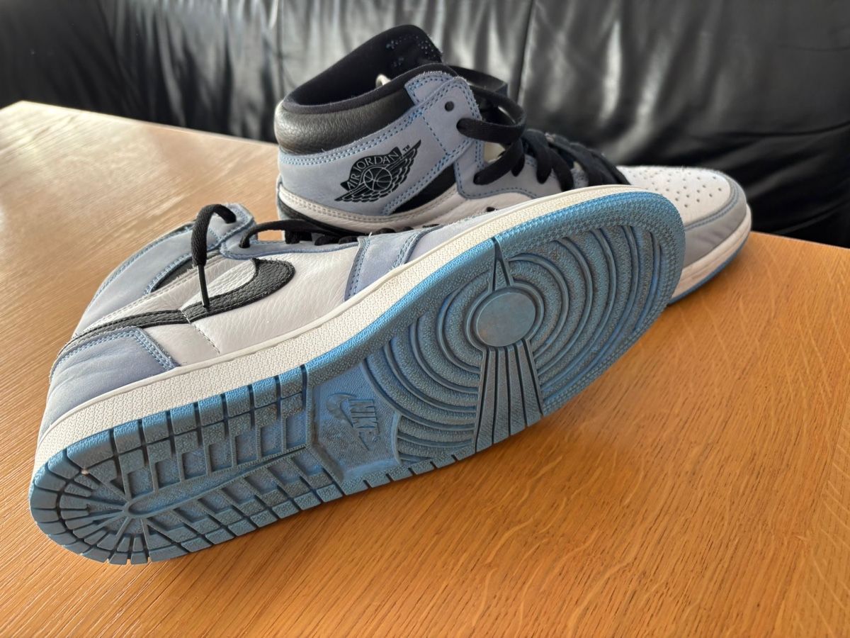Jordan Herrenschuhe: Nike Air Jordan 1 university blue, Gr.43 – Gebraucht aus Diepoldsau von Sonne14 1