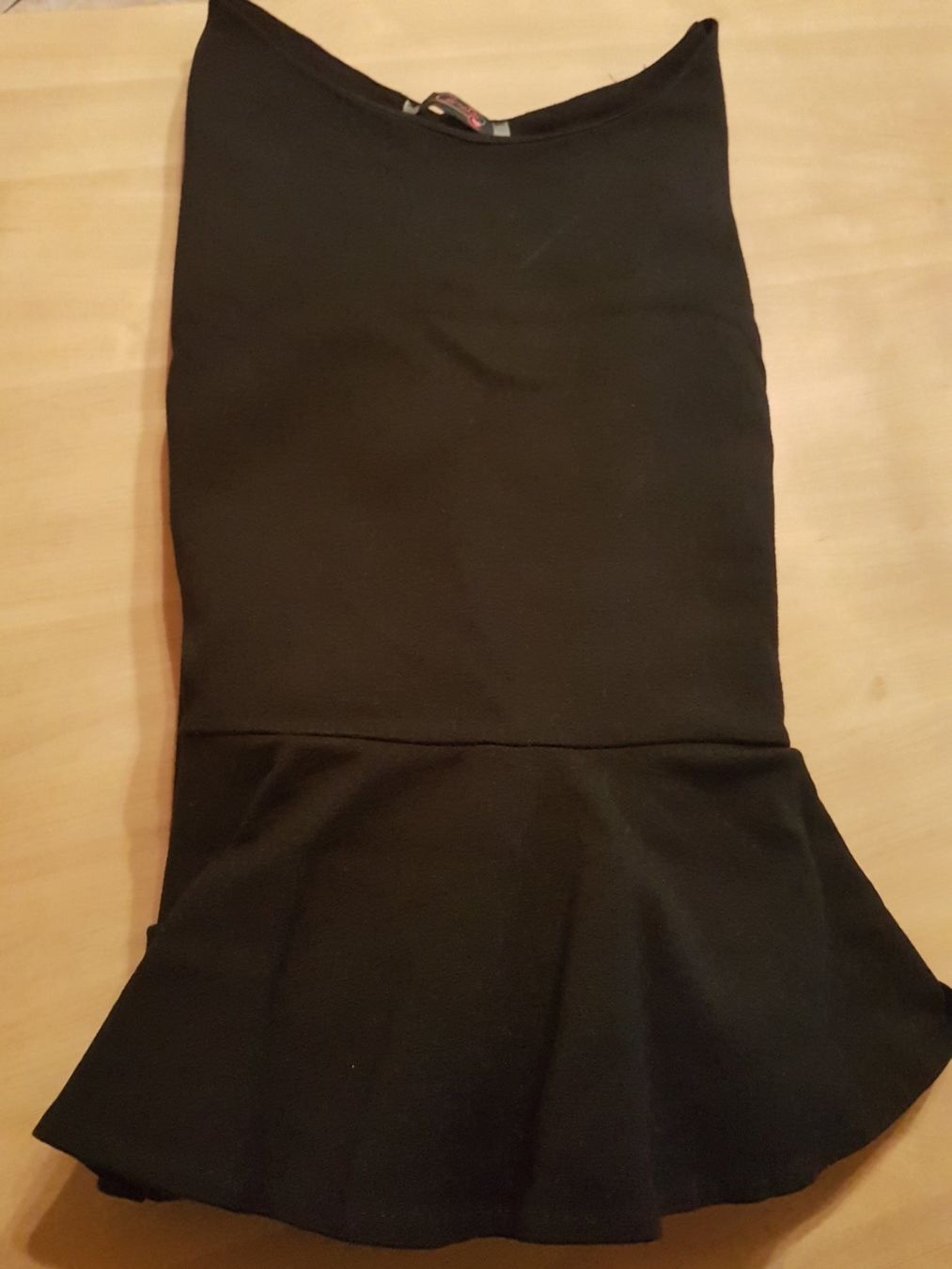 Vestiti: Robe noire taille M marque CarnaB1 – Usato da Villiers venduto da san_jn5w 7