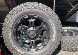 Komplettrad Offroad 17“ Chevrolet Ford GMC Toyota
