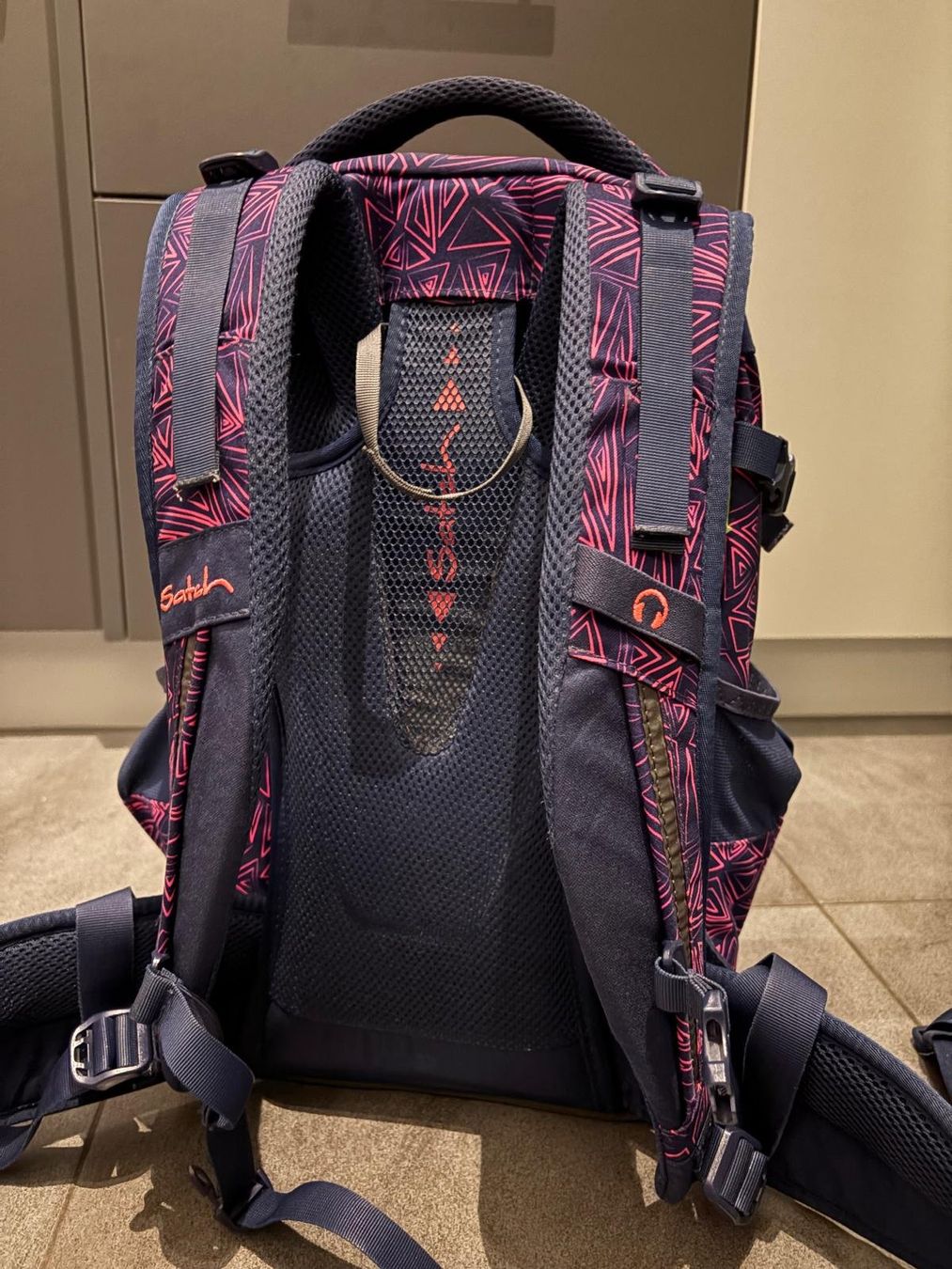 Satch Borse & Zaini: Schulrucksack Satch – Usato da Hirschthal venduto da fri_5h9q 1