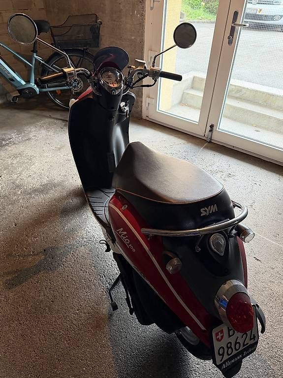 Strada: Roller zu Verkaufen – Usato da Spiez venduto da sba_r9c8 1