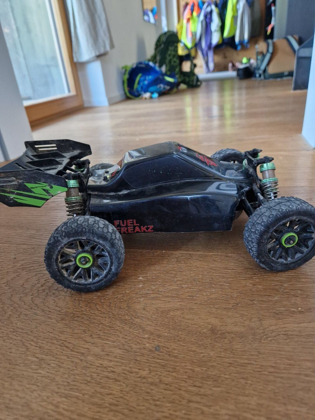 RC Modellbau: DF-Models B06 EVOLUTION Buggy 2.4GHz - 1:14 - RTR – Gebraucht aus Lanzenhäusern von robertl16 4