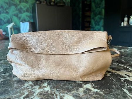 Ana Blum Ledertasche