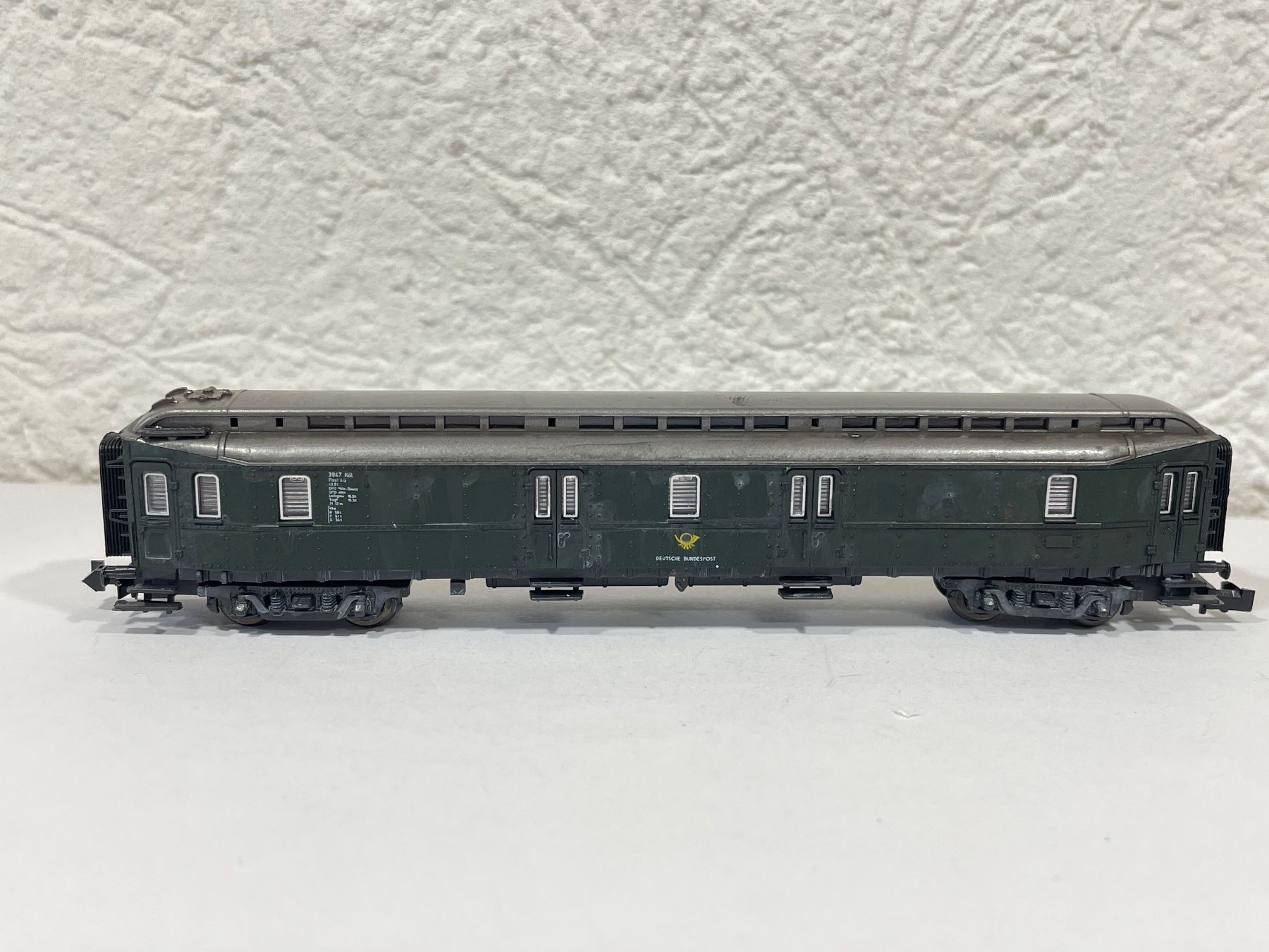 Roco Modellini di ferrovie: Roco 2260 Hechtwagen Bahnpostwagen DB – Usato da Wilderswil venduto da Modellbahn-Shop-Moll 1
