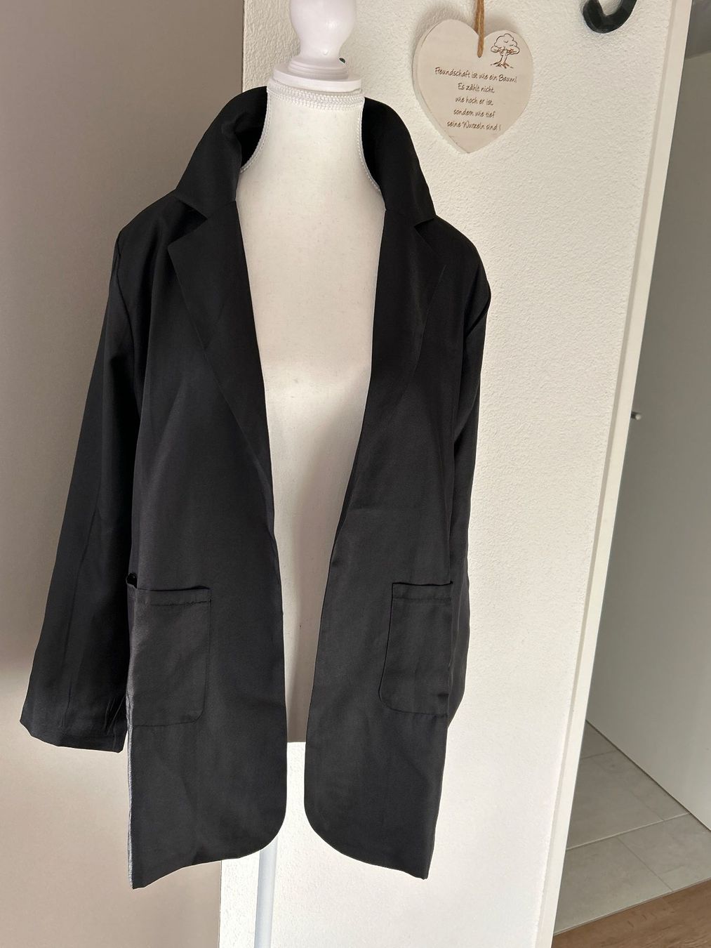 Jacken: Jacke schwarz ohne Knöpfe Gr. XL – Neu (gemäss Beschreibung) aus Brunnen von Nala2929 2