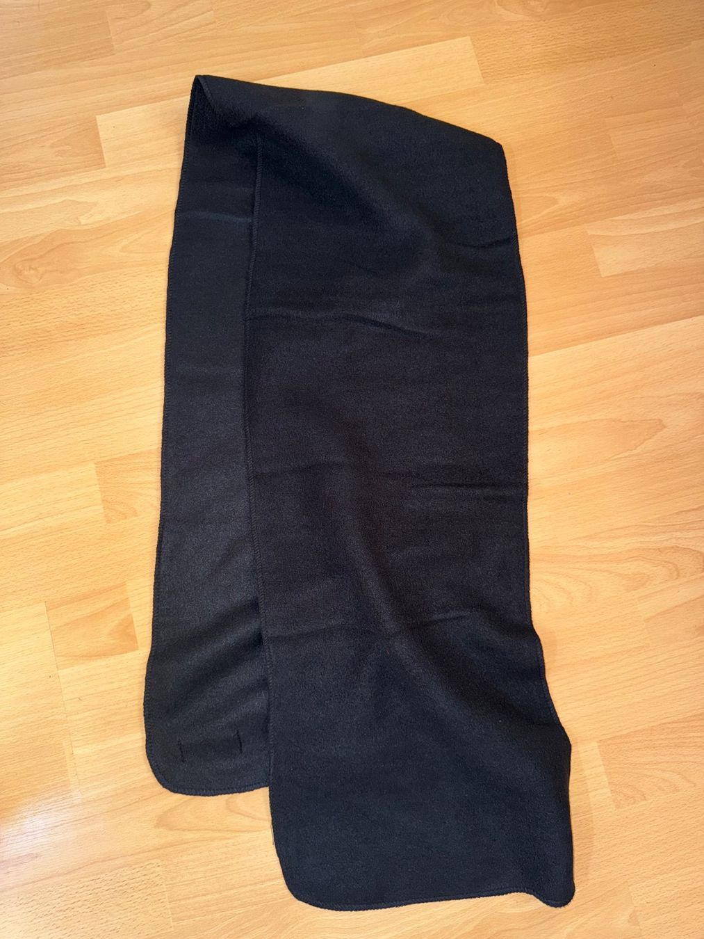 Foulard & Sciarpe: Neuer Schal Helvetia – Nuovo e nell'imballaggio originale da Grosswangen venduto da shoes.bags.and.co 4