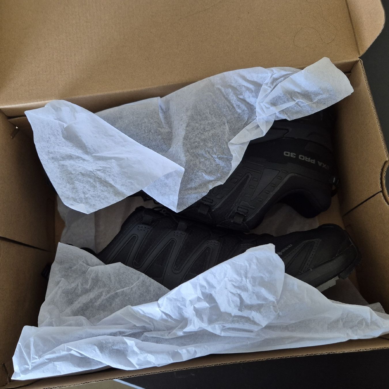 Scarpe da uomo: New salomon 45 shoes – Nuovo (secondo la descrizione) da Ursy venduto da RetroBebar777 3