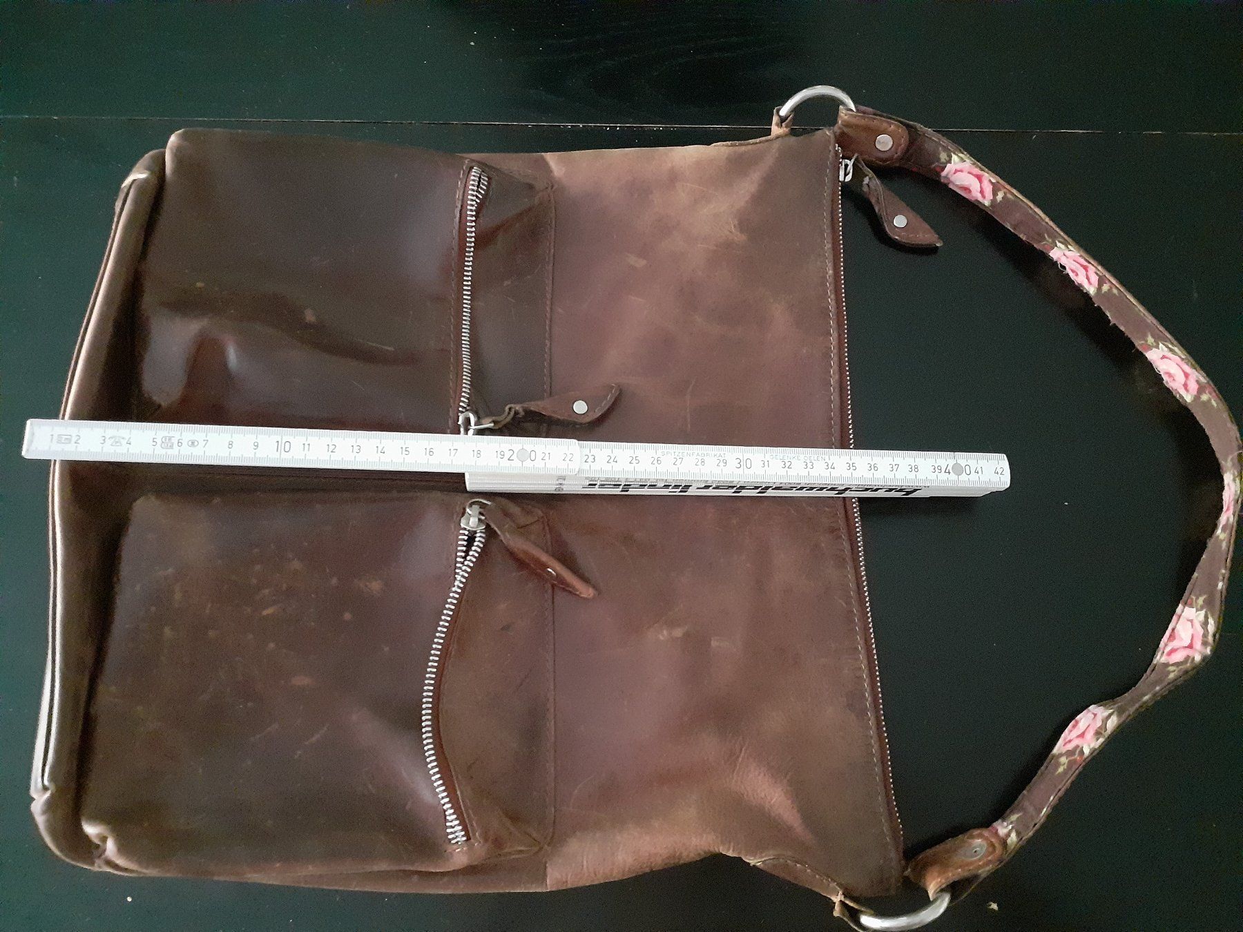 Borse da donna: Ledertasche von Della mae – Usato da Volketswil venduto da greifensee11511 1