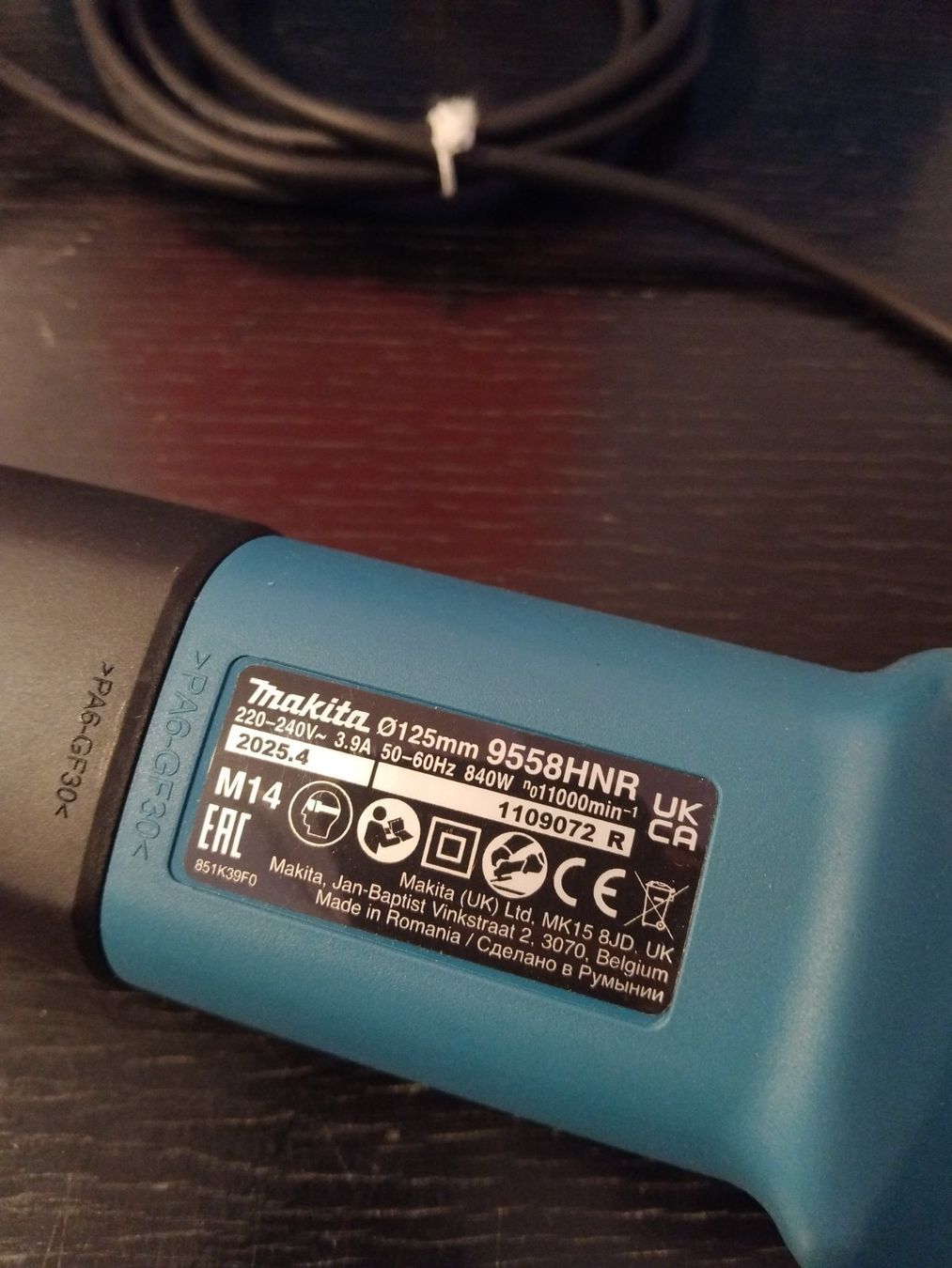 Makita Smerigliatrici & Lucidatrici: Makita 9558 Winkelschleifer – Nuovo e nell'imballaggio originale da Bern venduto da PrettyGood 1