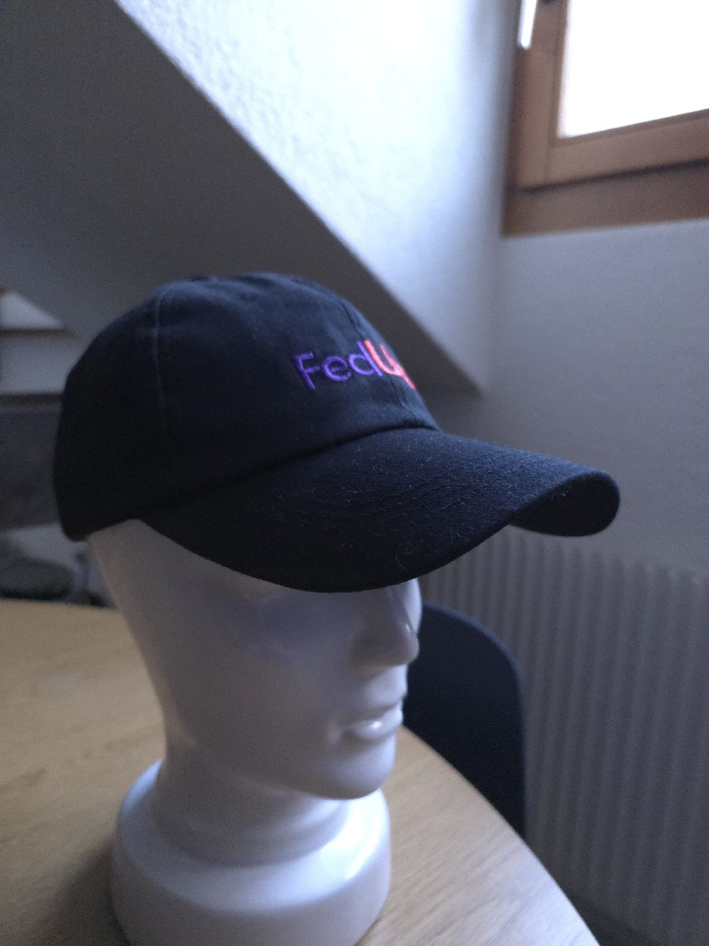 Sonstige Kleidung & Accessoires: FedUp. Baseball Cap.Schwarz. Unisex – Gebraucht aus Interlaken von NataliiaS 2