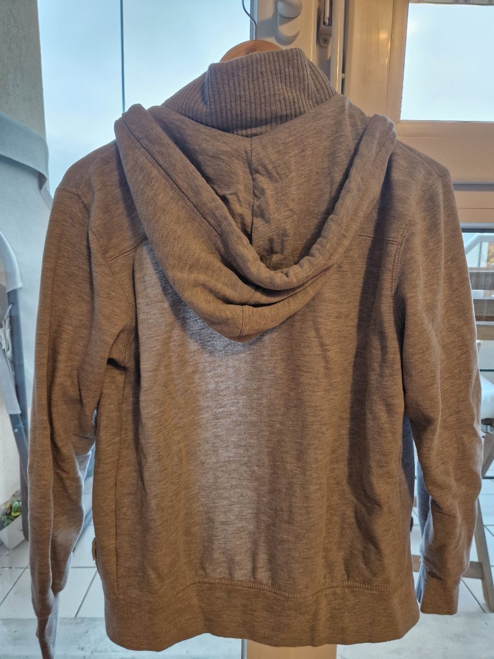 Pulls & Sweat-shirts: Pullover – D'occasion à Lausanne par mgo_yx25 1