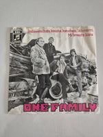 ONE FAMILY - Mi braucht kana / Ballawatschata - Single 7