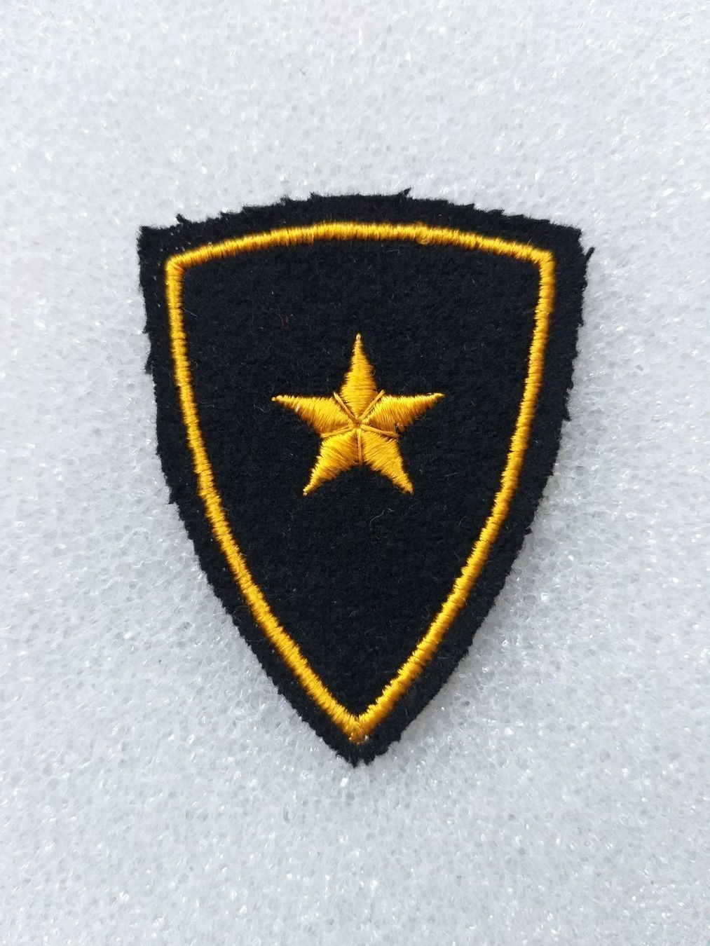 Placchette & Badge: Funktionsabzeichen Nachrichtensoldat 72 – Usato da Bauma venduto da SwissMilitaria