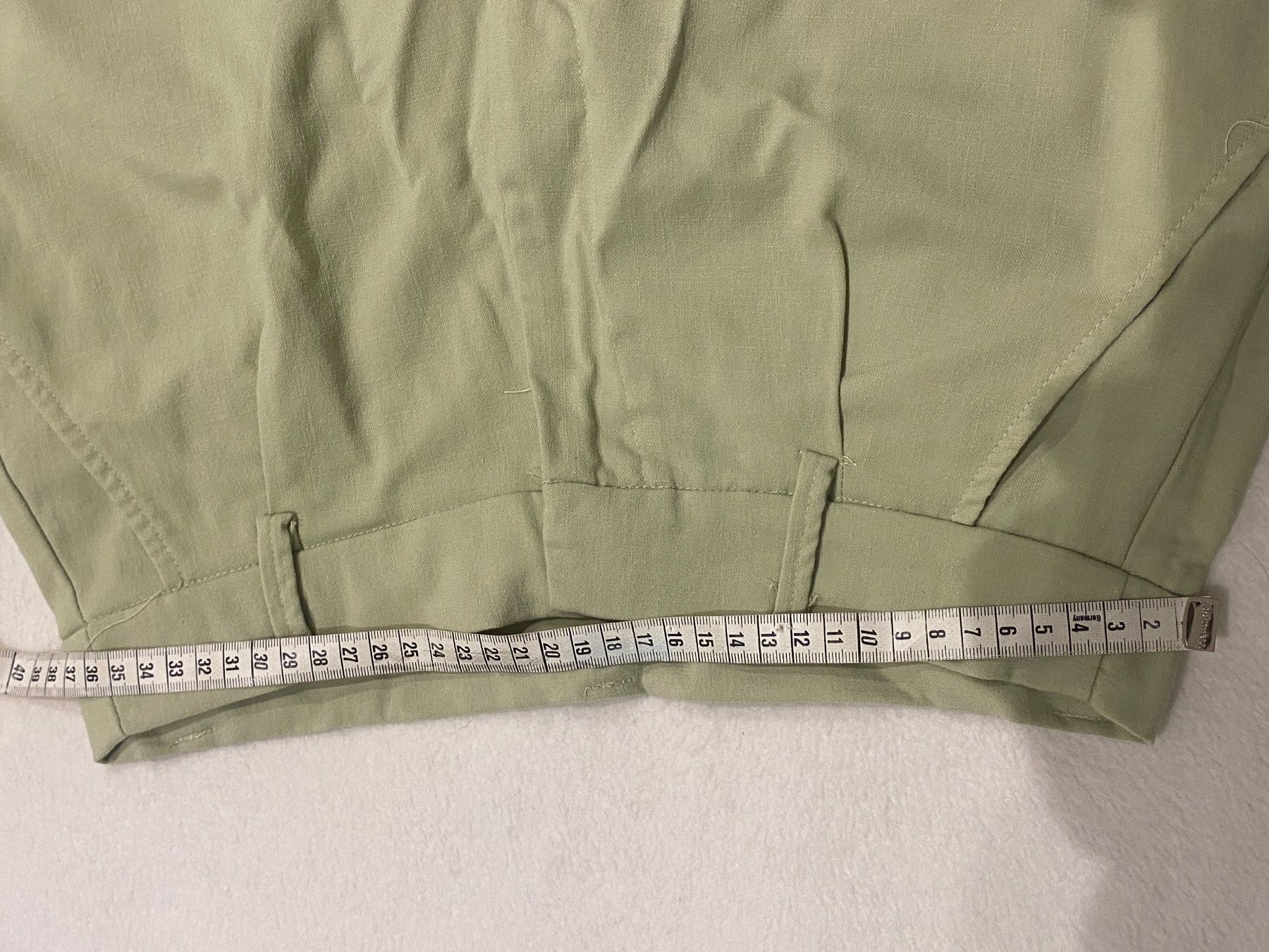 Pantaloni: Kurze Hose M – Usato da Liestal venduto da Goldart 4