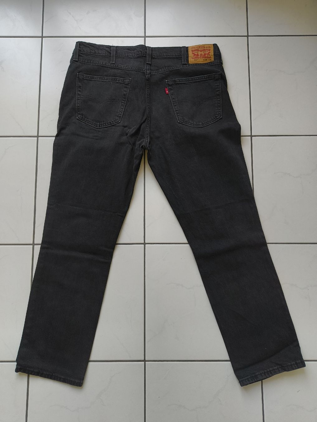 Levi's Jeans: Levi's 511 Hose schwarz W38 L30 – Nuovo e nell'imballaggio originale da Uitikon Waldegg venduto da PJLS1 1