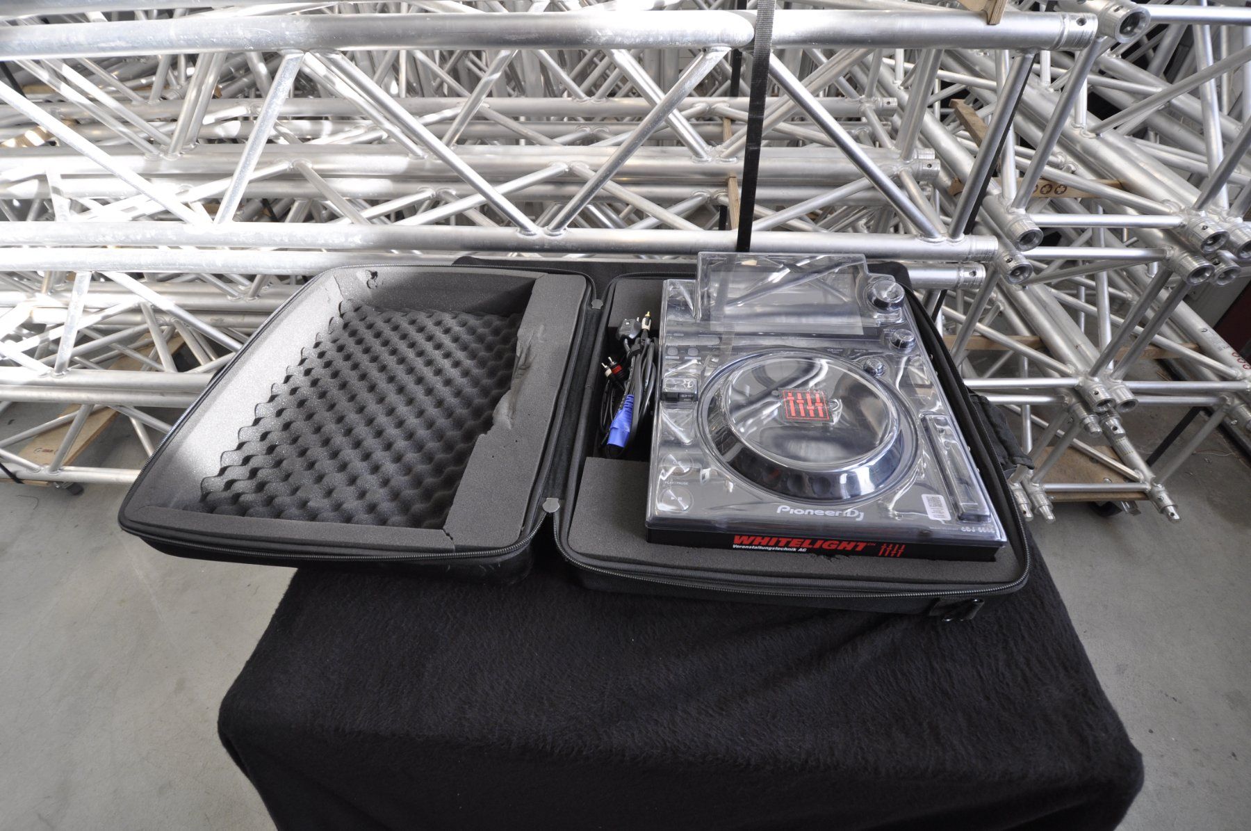 Pioneer Console di mixaggio: Pioneer CDJ 3000 – Usato da Burgdorf venduto da WHITELIGHT3400 2