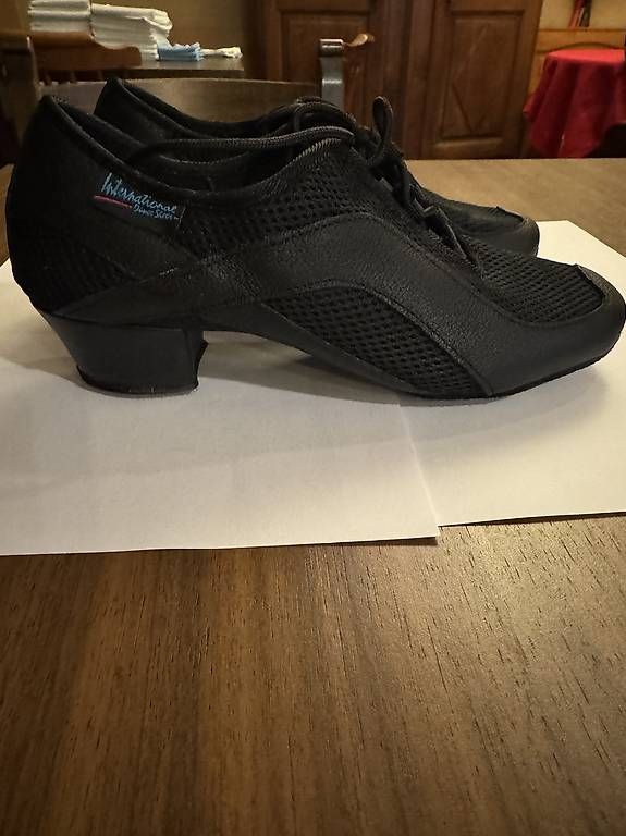 Damenschuhe: Tanzschuhe – Gebraucht aus Lobsigen von buesseli 1
