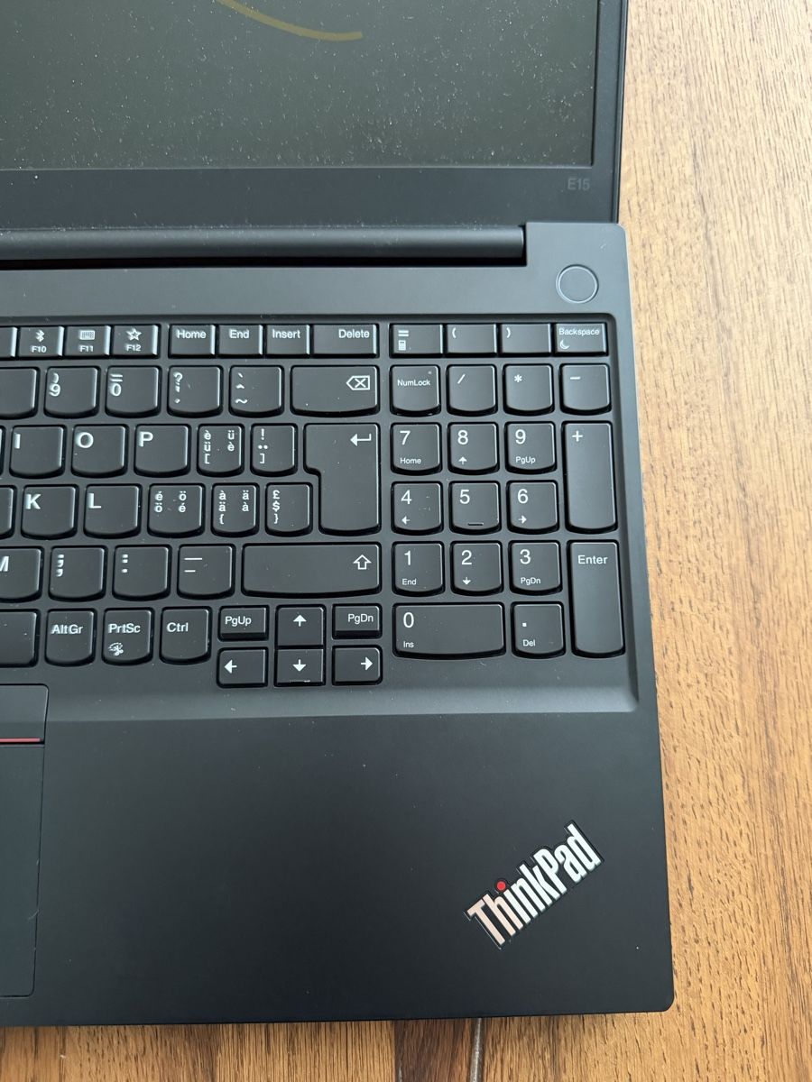 Lenovo Notebook: Notebook - Lenovo ThinkPad E15 - Ab 1 Fr..!  – Difettoso da Zürich venduto da ersel 2