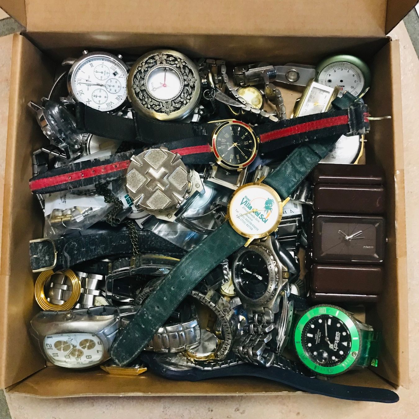 Orologi: UHREN Defekt – Difettoso da Oftringen venduto da Zofin365 5