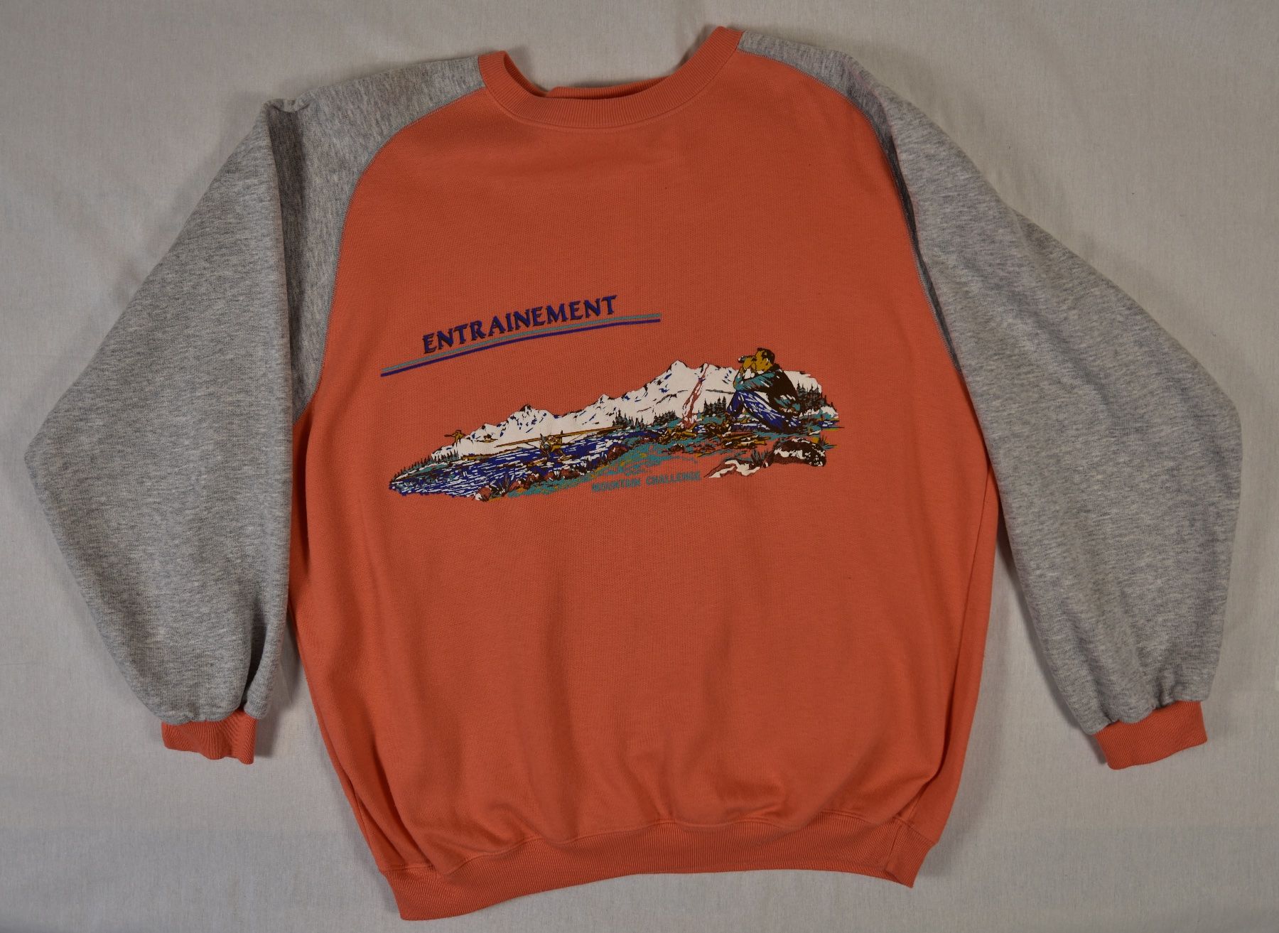 Maglioni & Felpe: Mountain Illustration Sweatshirt – Usato da Luzern venduto da eli_b9zg