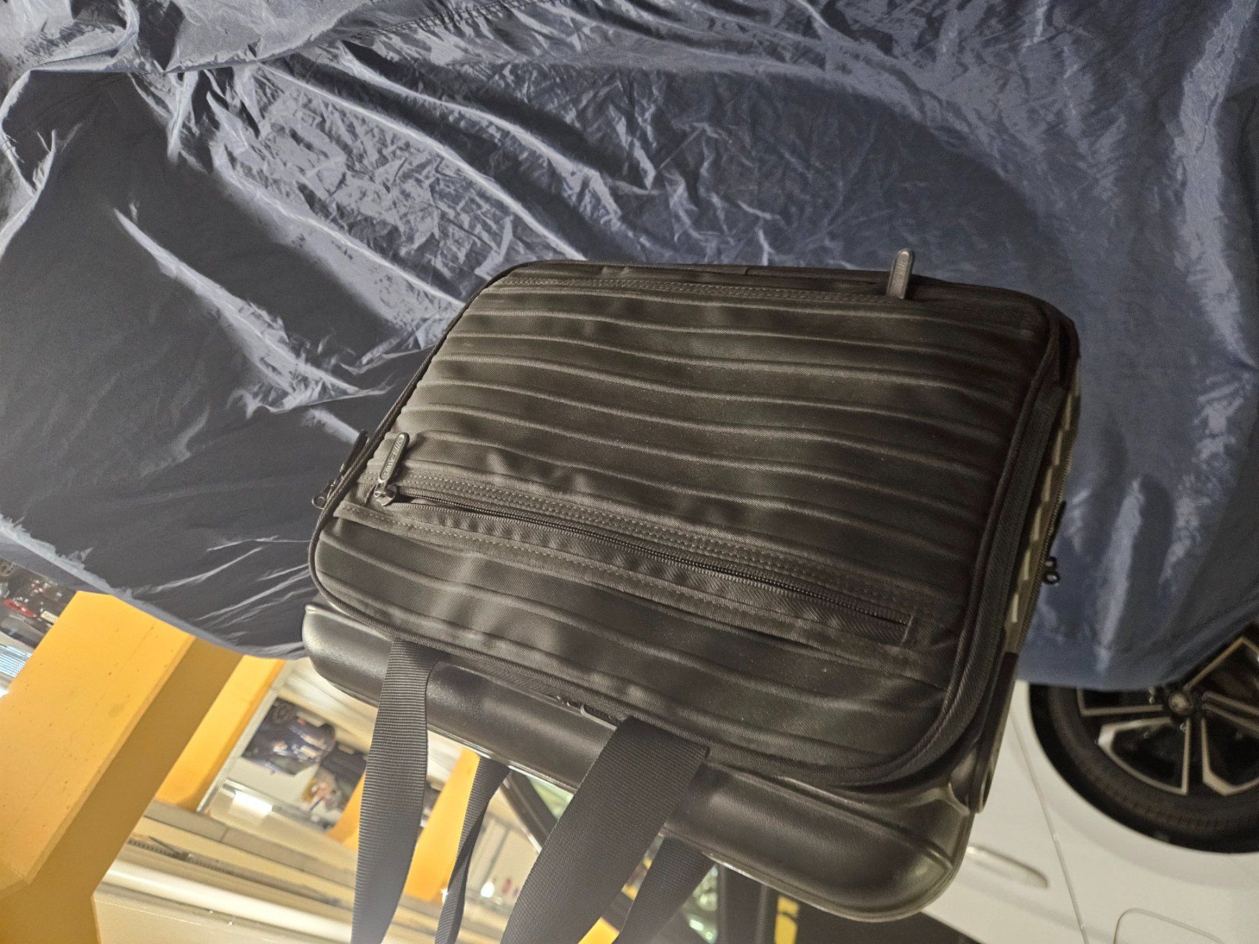 Valises & Sacs: Rimowa Aktentasche – D'occasion à Nürensdorf par romano_a 8