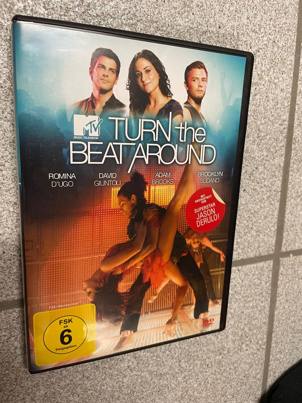 Tutti i DVDs: Turn the beat around (DVD) – Usato da Eschen venduto da 33shaggy33