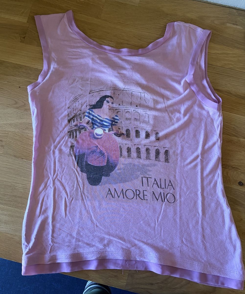 T-shirt: Débardeur rose dos ouvert – Usato da St-Saphorin-Morges venduto da mil_5rxl 2
