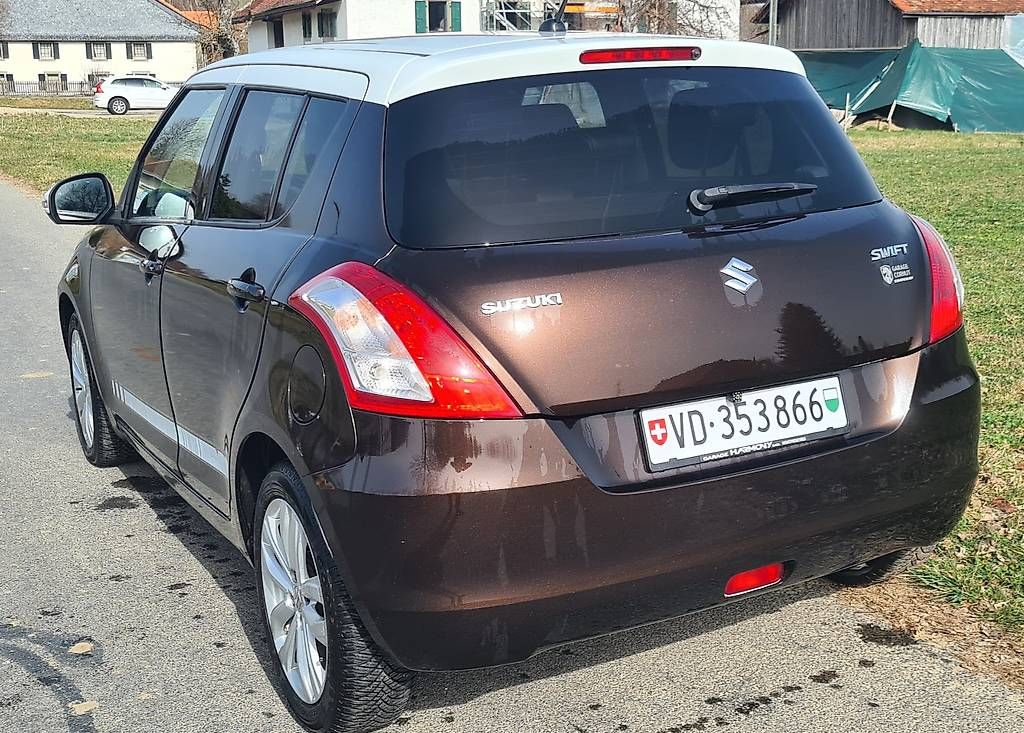 Suzuki Automobili: Susuki Swift automatique – Usato da Vulliens venduto da Jmhenzer 2