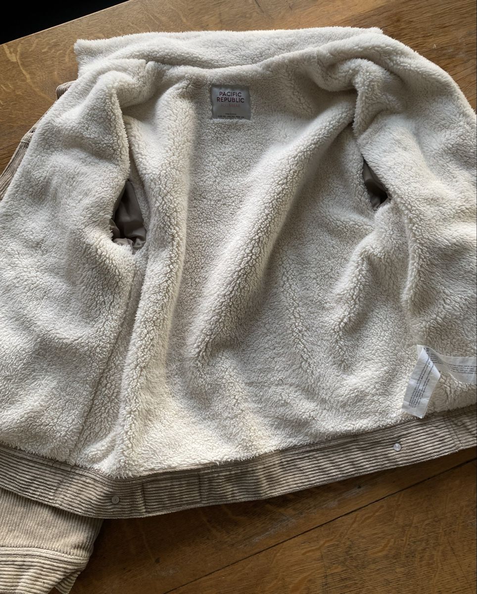 Pull&Bear Giacche: Cordjacke von Pull & Bear Gr. XS – Usato da Küssnacht am Rigi venduto da robin0112 2