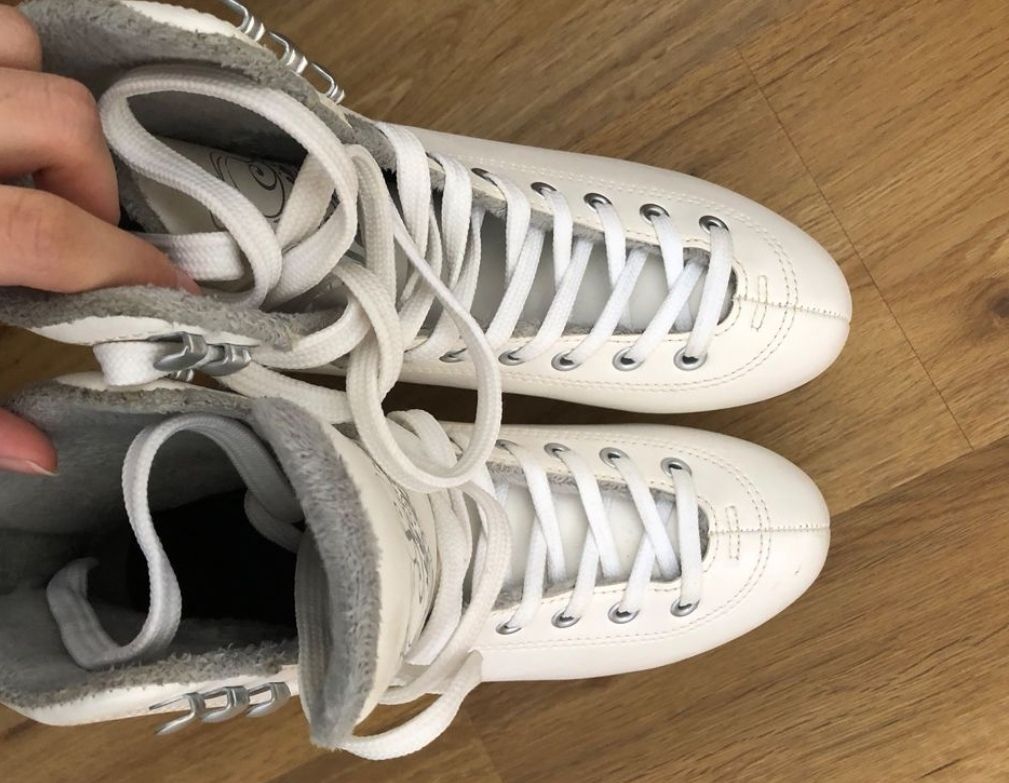 Pattini da ghiaccio: Eislaufschuhe, Schlittschuhe von Rollerblade, weiss, Grösse – Usato da Cham venduto da julayla 1
