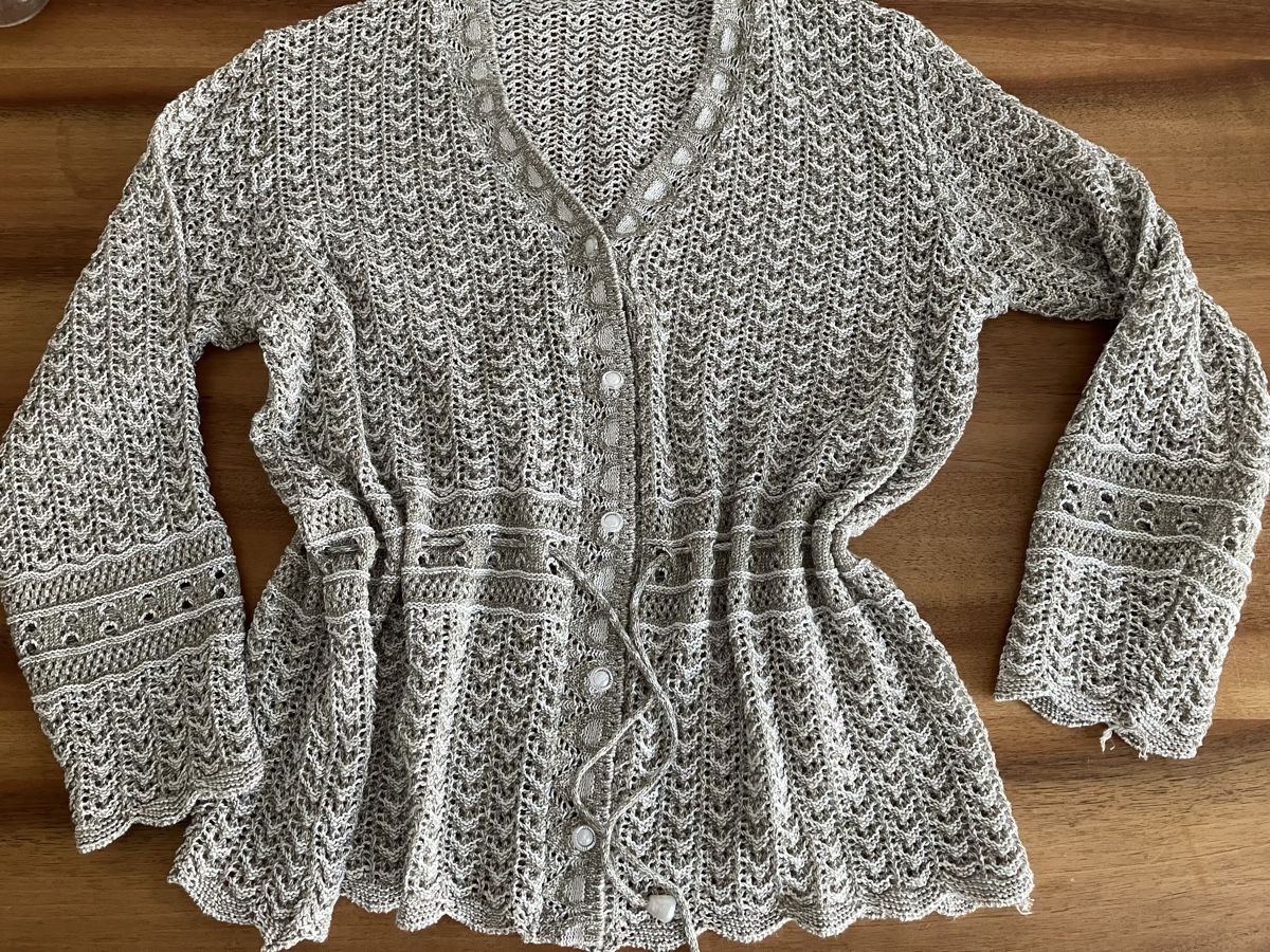 Maglioni & Felpe: Strickjäckchen M/L – Usato da Weiningen ZH venduto da moon-55