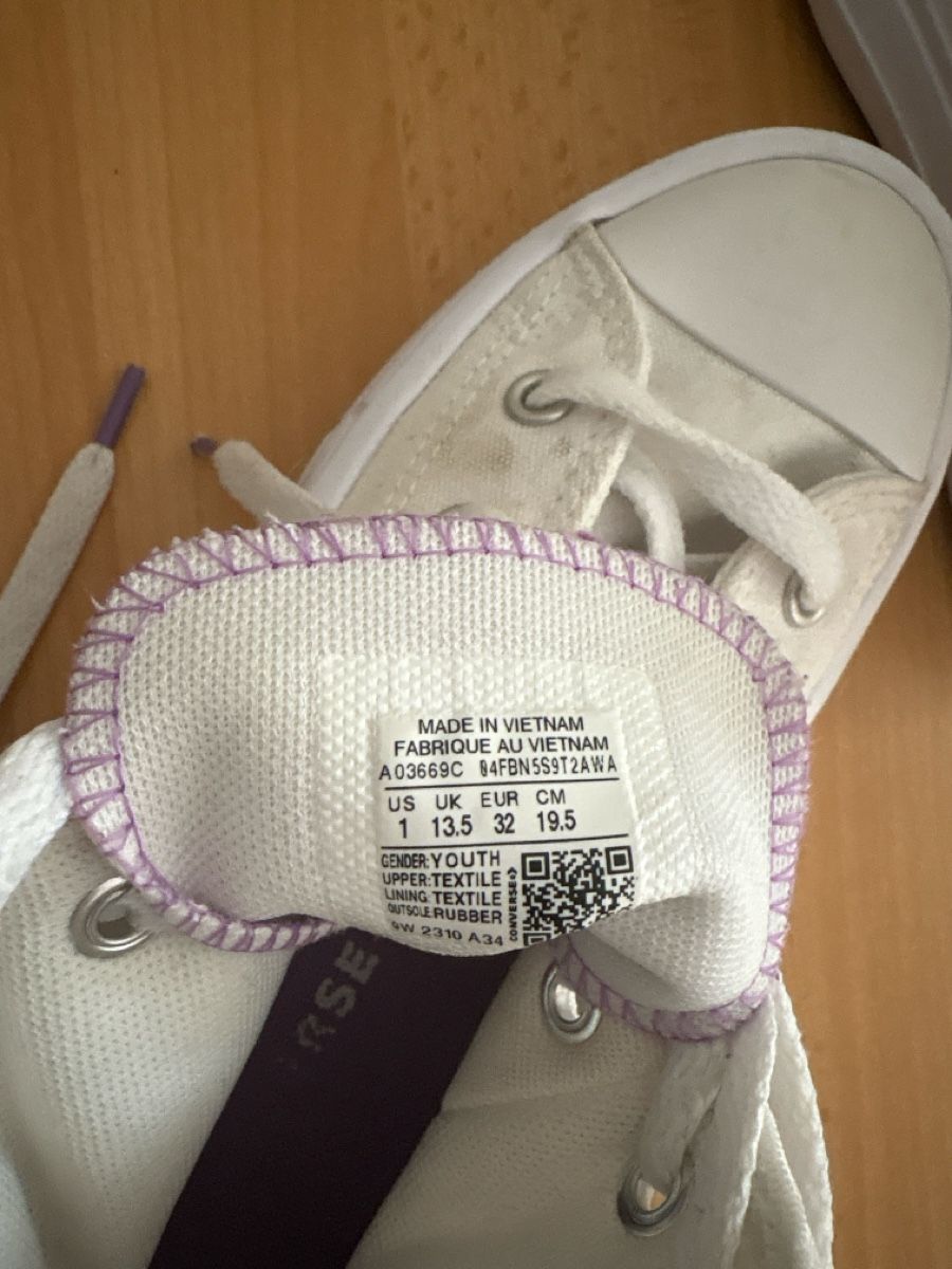 Converse Scarpe per ragazzi: Converse blanche taille 32 – Usato da La Chaux-de-Fonds venduto da tuoro25 4