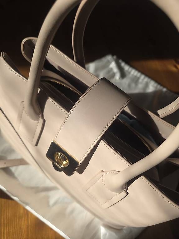 Borse da donna: Furla nuova – Usato da Cugnasco venduto da iva_yw8k 2